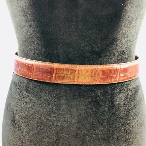 SOLD! VINTAGE Onyx by Brighton Horse Buckle Belt - Picture 4 of 8